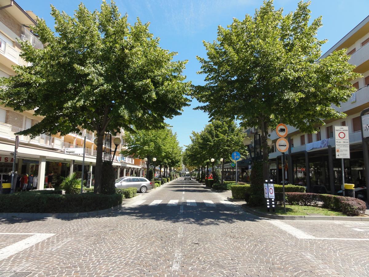 Diana - Appartamenti Bibione Dış mekan fotoğraf