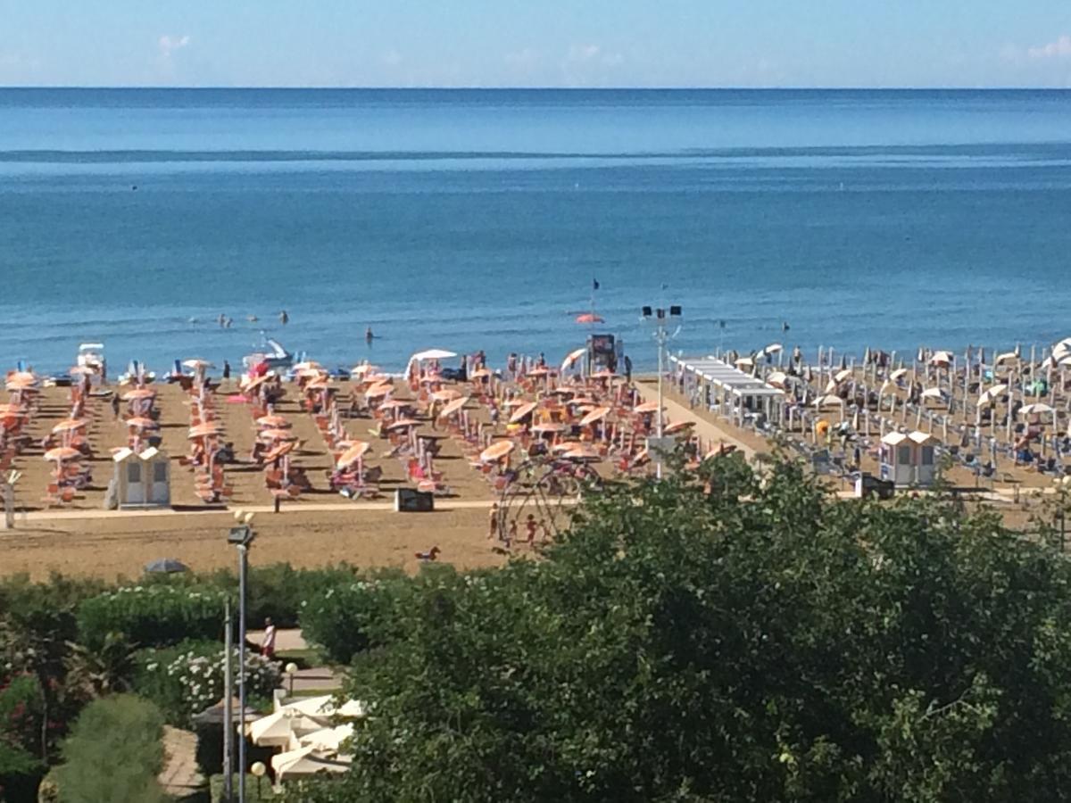 Diana - Appartamenti Bibione Dış mekan fotoğraf